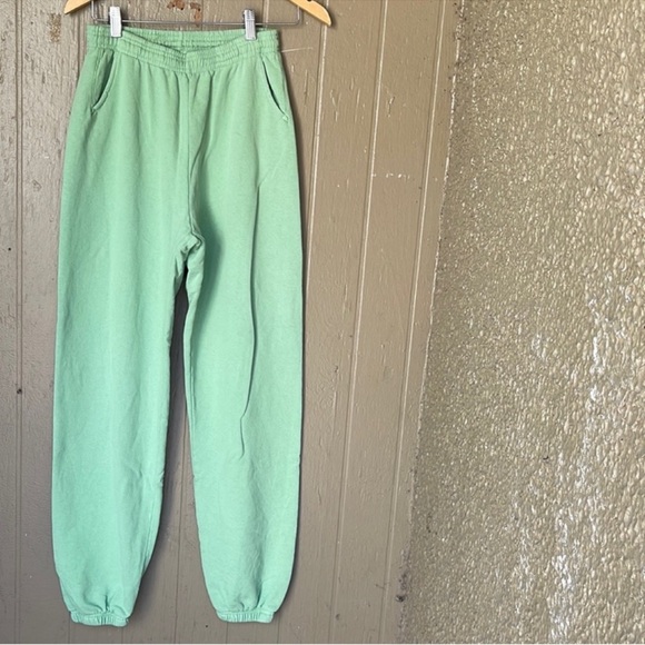 Sporty & Rich men’s Green Sweatpants